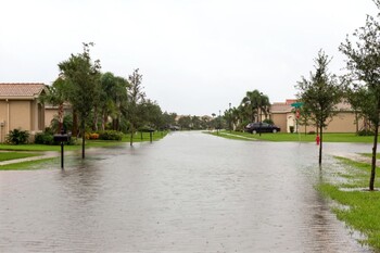 Flood Damage Restoration in Union Park, Florida by Flood Pros USA